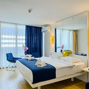 Seaside In New Orbi Twins باتومي